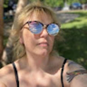 Meet your Posher, Staci